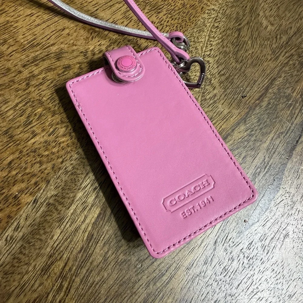 Coach case excellent